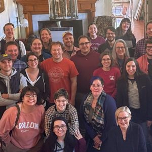 Biduum participants gather for a group photo in the atrium of the Claymont mansion at the conclusion of a weekend of lively Latin speaking.